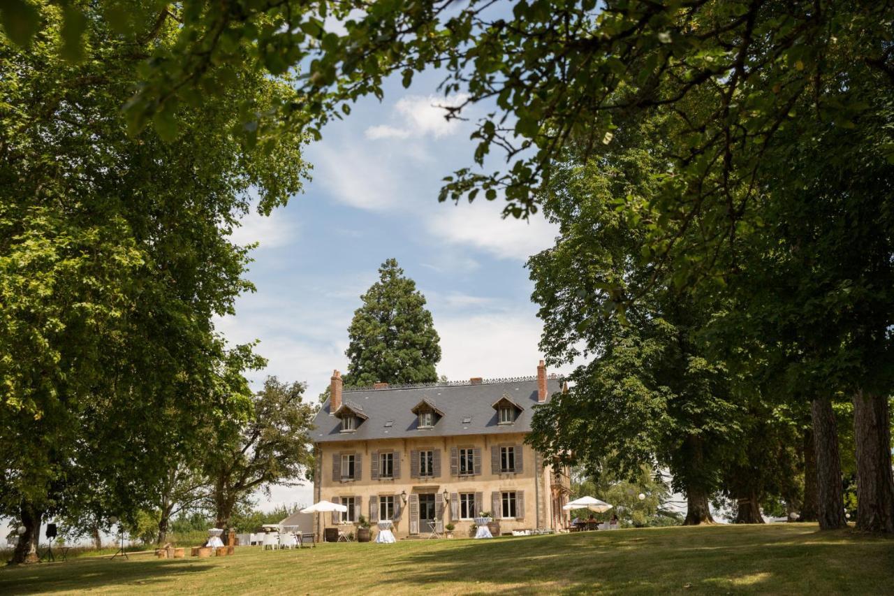 Domaine De Savigny Bed & Breakfast Saint-Saulge Exterior foto